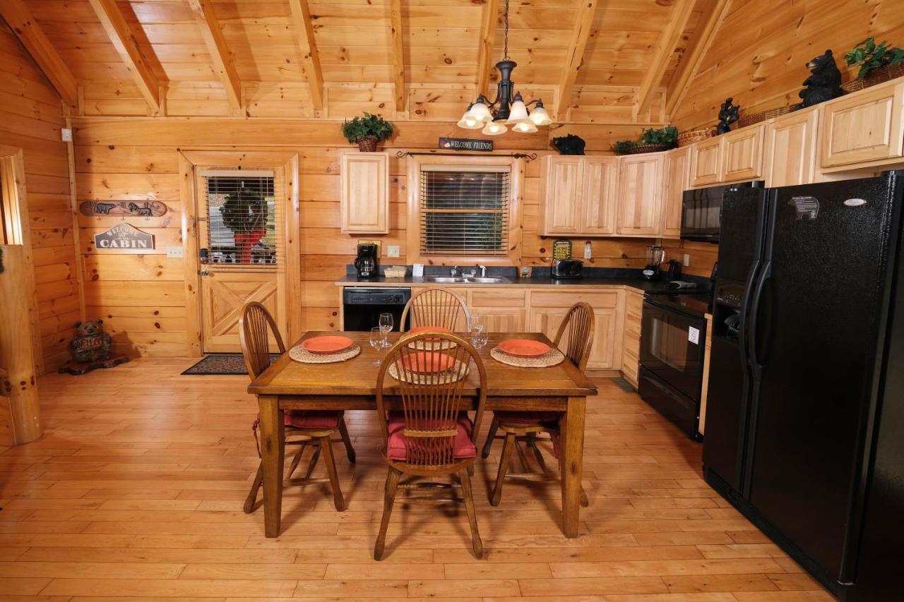 A Bear Creek Crib Villa Pigeon Forge Exteriör bild